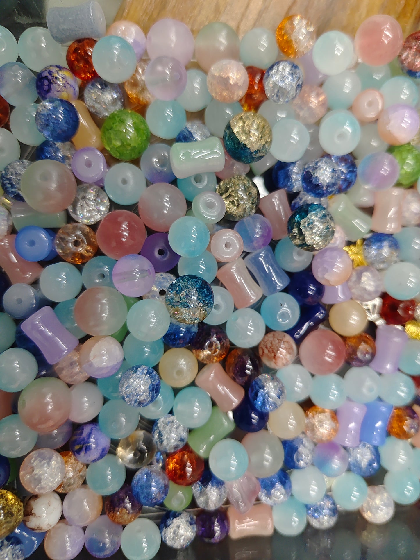 Various colors of plexiglass beads, DIY bracelets, decorations